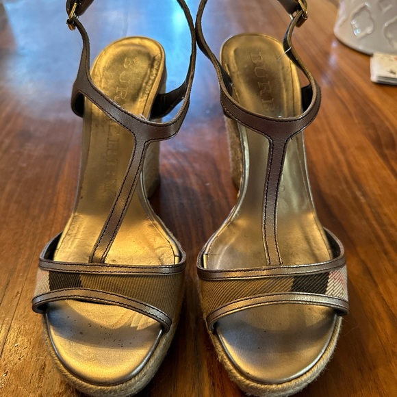 Burberry Metallic and Brown Sandals - Picture 1 of 9